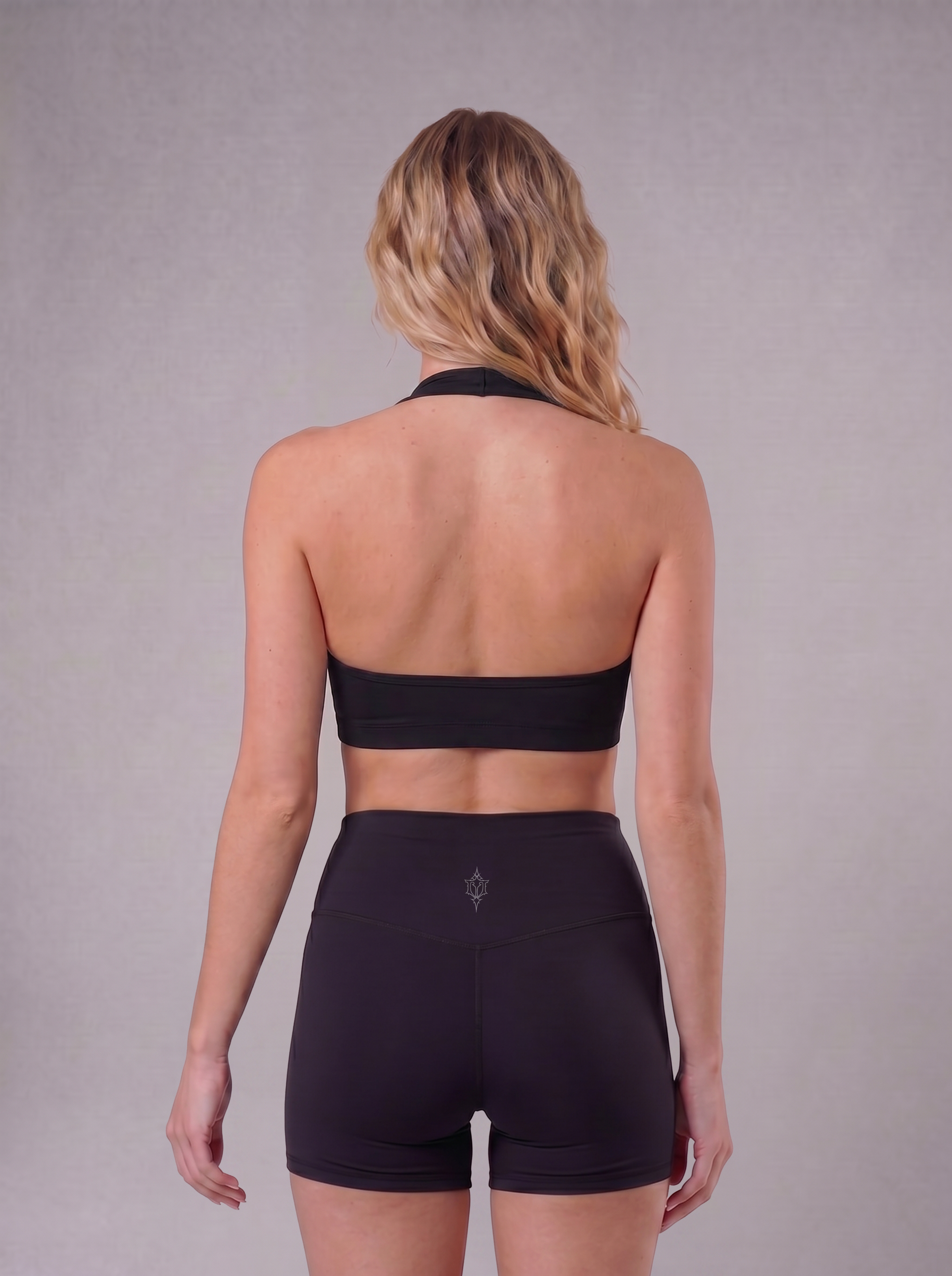 REAVER Backless Sports Bra - BLACK
