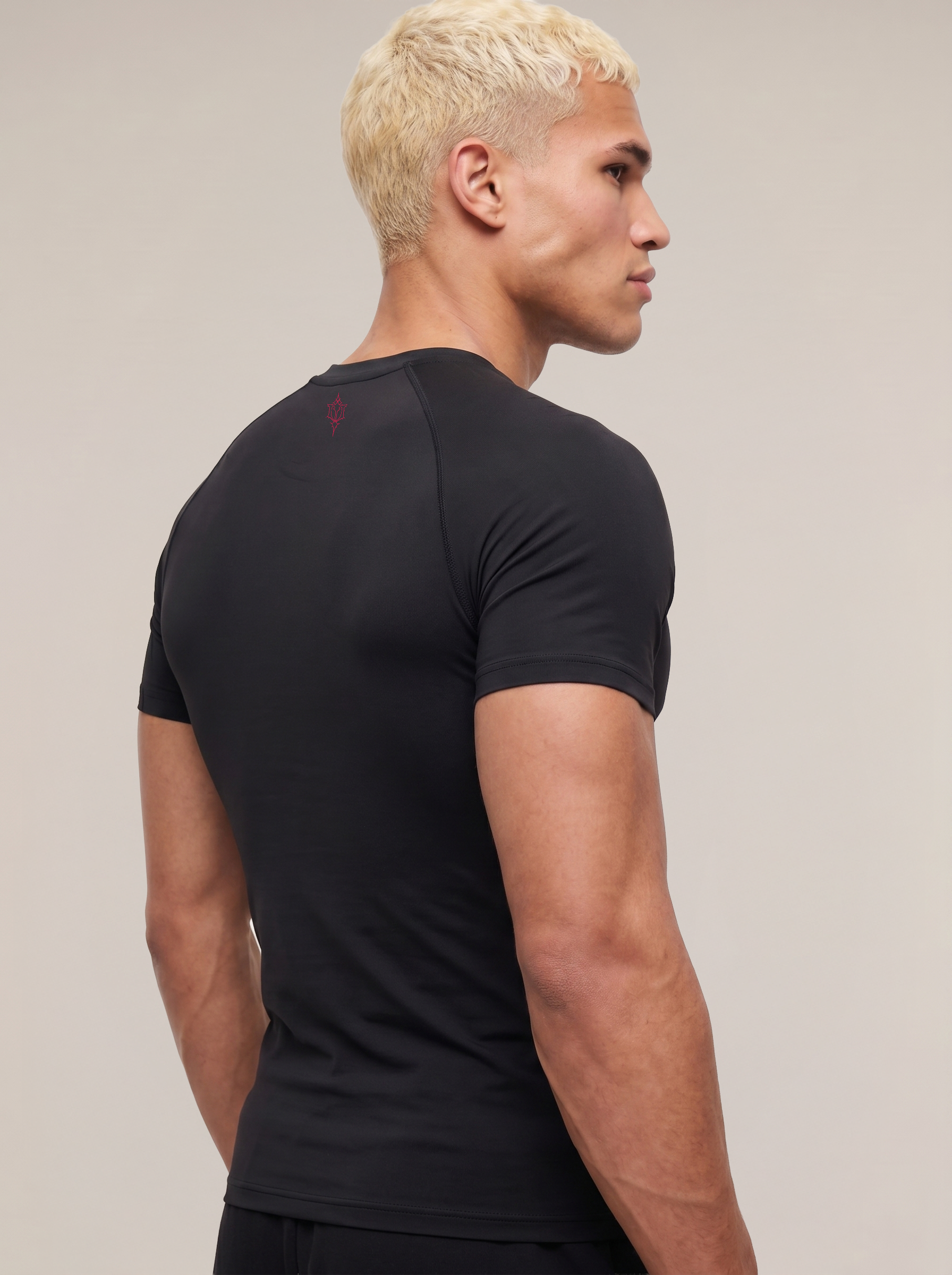 REAVER COMPRESSION TEE - WHITE